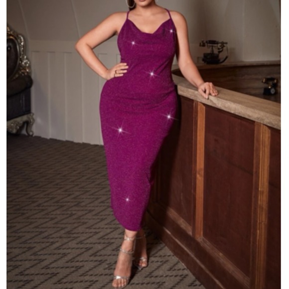 Plus size Crisscross back glitter dress - Picture 6 of 6